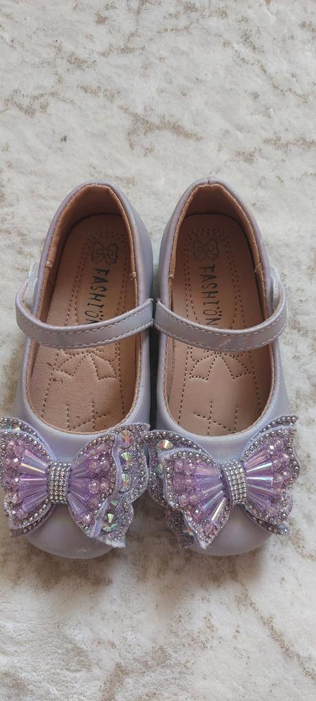 Balerínky s krásnou mašľou, 27