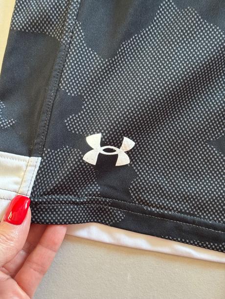 Under armour chlapčenské kraťasky veľkosť m, under armour,m
