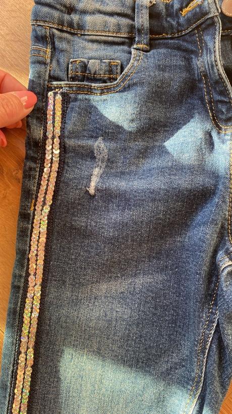 Dievčenské rifle.134, next,140