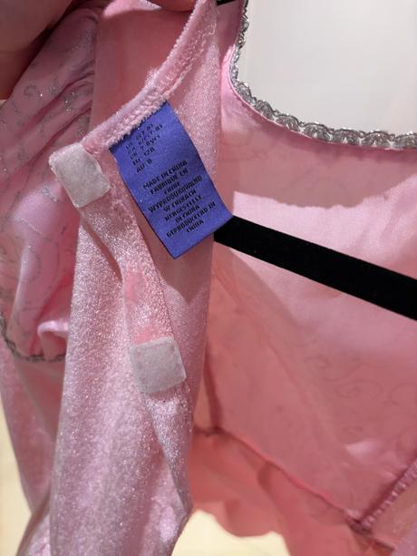 Kradne princeznovske saty, tu,128