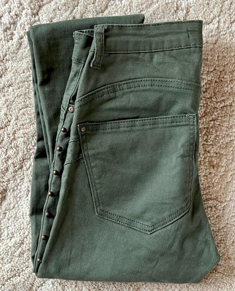 Zelene skinny rifle s vybijanim, reserved,34