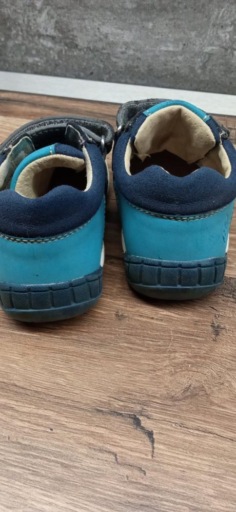 Chlapčenské prechodné topánky baťa veľ 22, bubble gummers,22