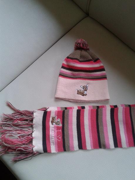 Čiapka a šálik, 110