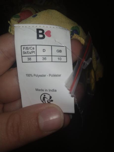 Kvietkovane saty, 38