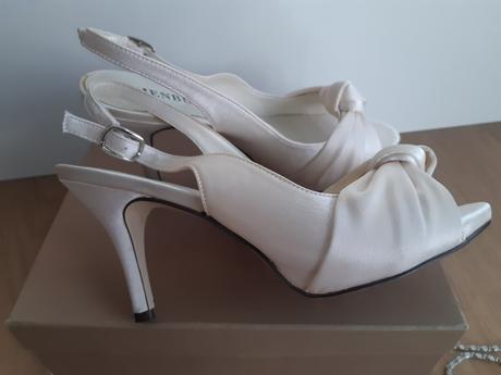 Elegantné sandále menbur + kabelka, 39