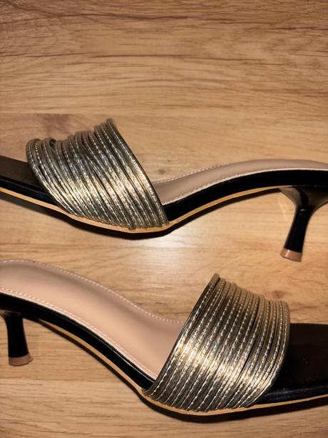 Zlaté vsuvky 37, 37