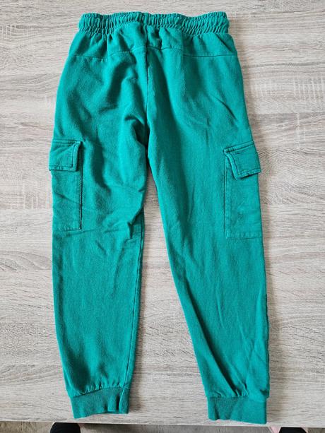 Vačkové tepláky, 134