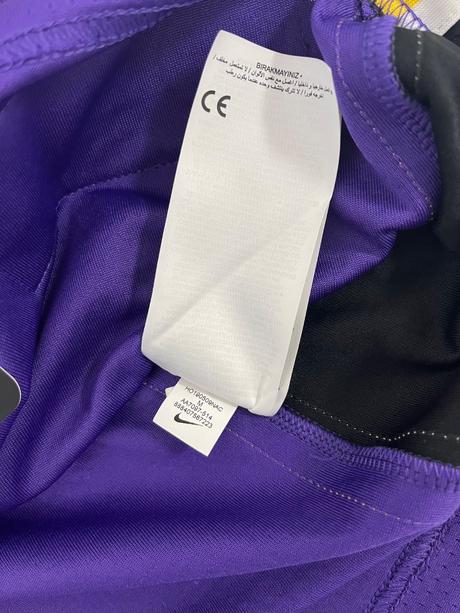 Originálny lakers dres lebron james, nike,m