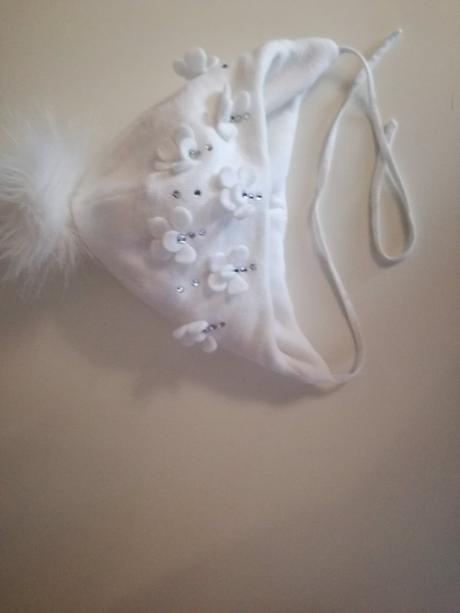 Kamienkova čiapočka, 74