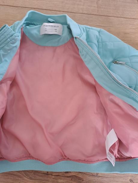 Moderná bombera, gate,110