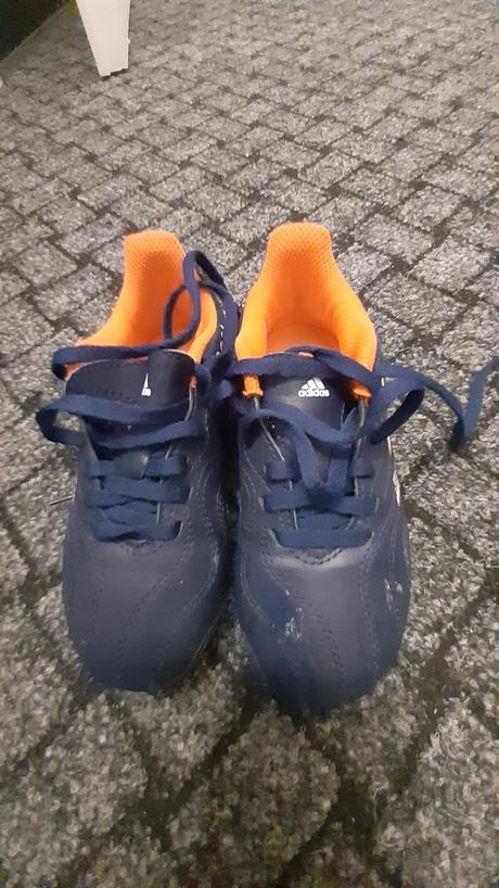 Kopačky, adidas,28