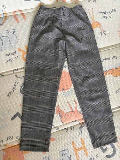 Elegantne nohavice, zara,152