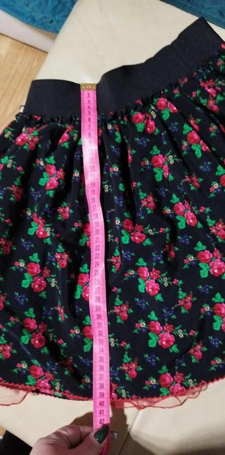 Ludova folk sukna 152,158,xxs, 152