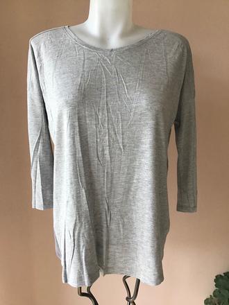 Tricko /aa, reserved,s