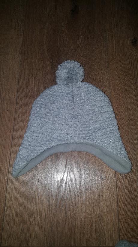 Hruba ciapka, f&f,92