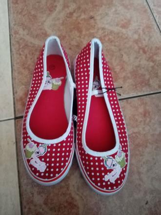 Damake balerinky, 37