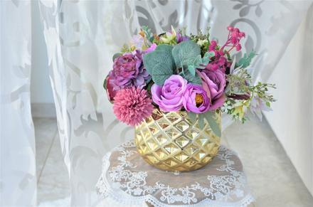 Aranž v zlatom keramickom črepníčku, 