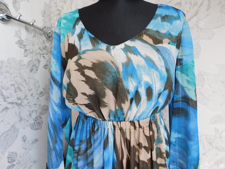 Luxusne velmi pekne šaty, 40