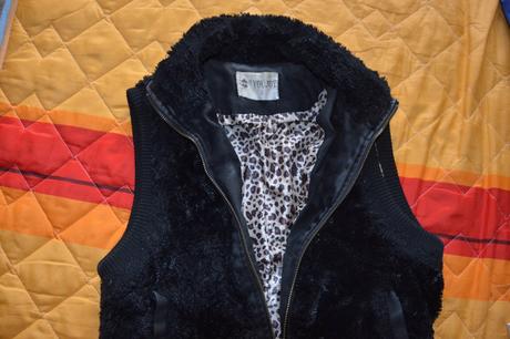 Vesta kožušinková, s