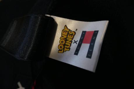 Tommy hilfiger looney tunes trendy,super mikca, tommy hilfiger,m