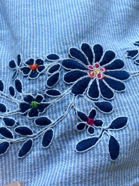 Šatky s vyšívanými kvetmi, zara,104