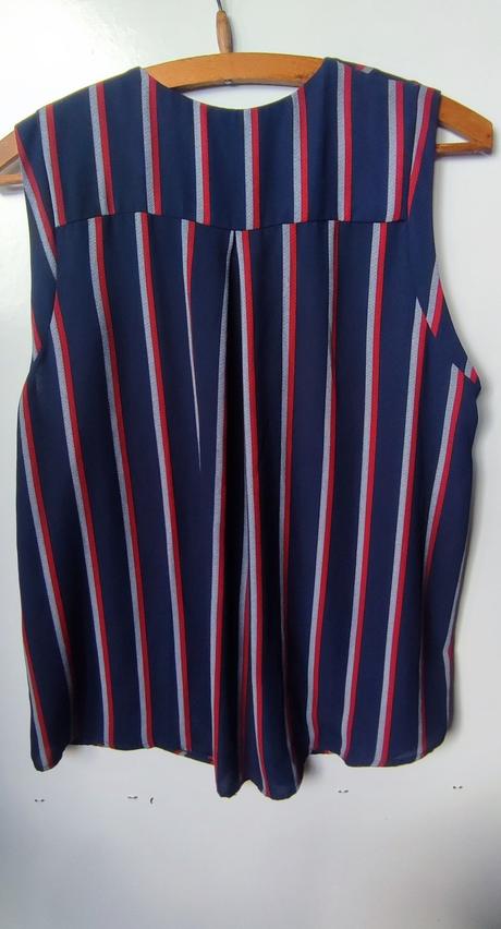 Elegantná blúzka, lindex,44