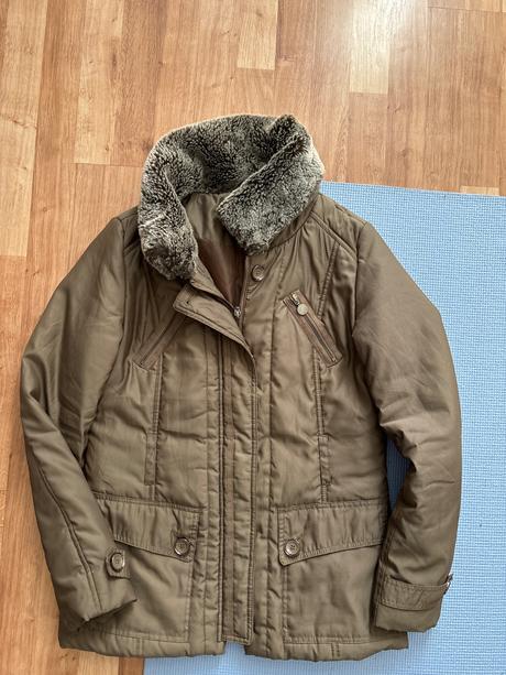 Vetrovka ,bunda, orsay,m