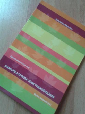 Staroba a starnutie očami vysokoškolákov,