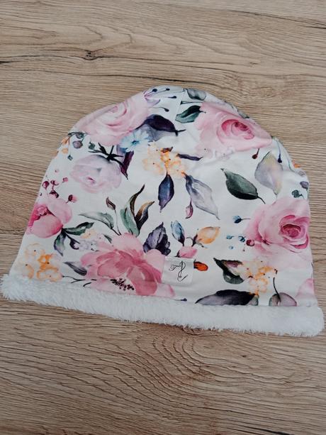 Kvietkovaná čiapka, 42