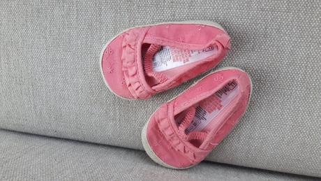 Capacky f&f 6-12m, f&f,17