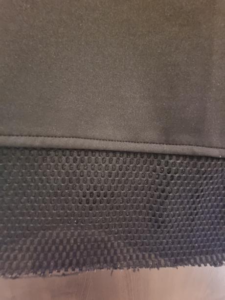 Čierne šaty amisu, amisu,l