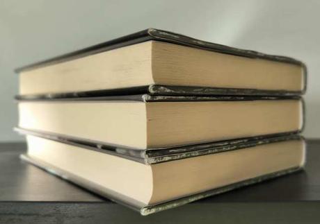 Diplomatova žena, vše, co jsme milovali, velitelov,