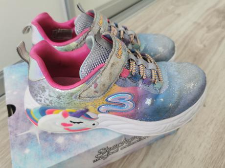Svietiace unicorn skechers veľ 32/20cm, 32