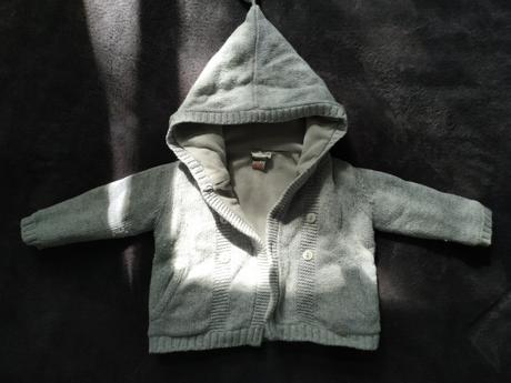 Zateplený svetrík, 74