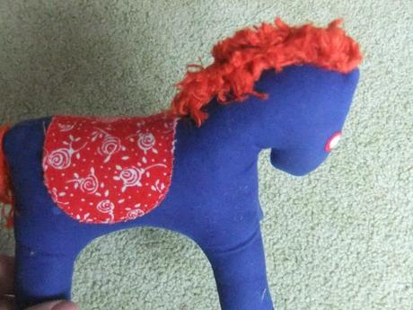 Latkovy modry konik, 