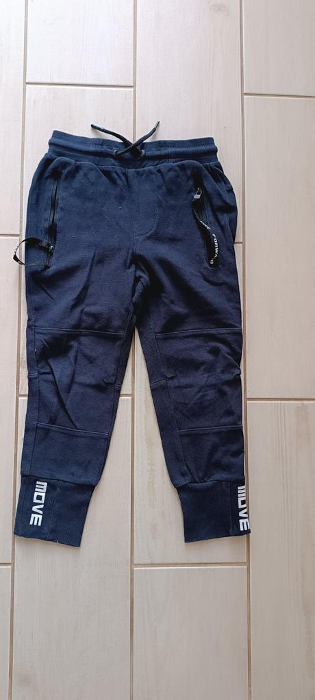 Nohavice, reserved,122