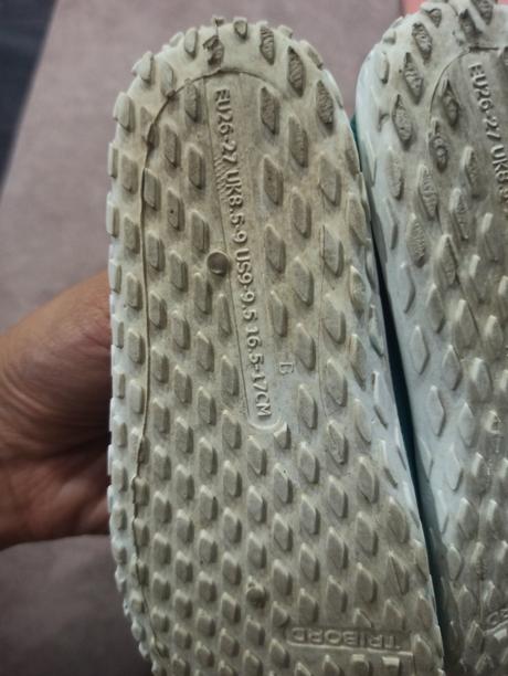 Obuv do vody decathlon, decathlon,27