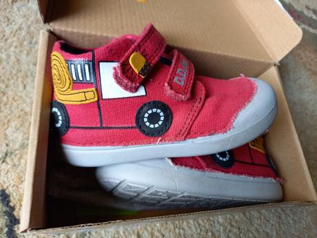 Hasičské auto - vyššie tenisky, d.d.step,22