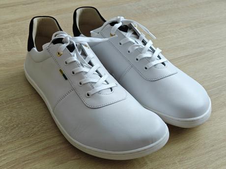 Royale - white & black 46 p138, be lenka,46