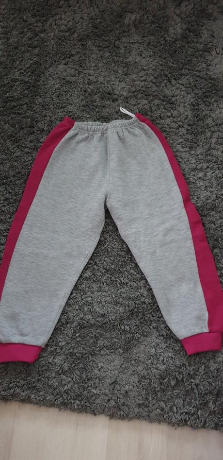 Tepláky č.110, okay,110