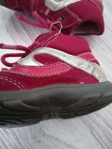 Prechodné topánky /botasky, superfit,22