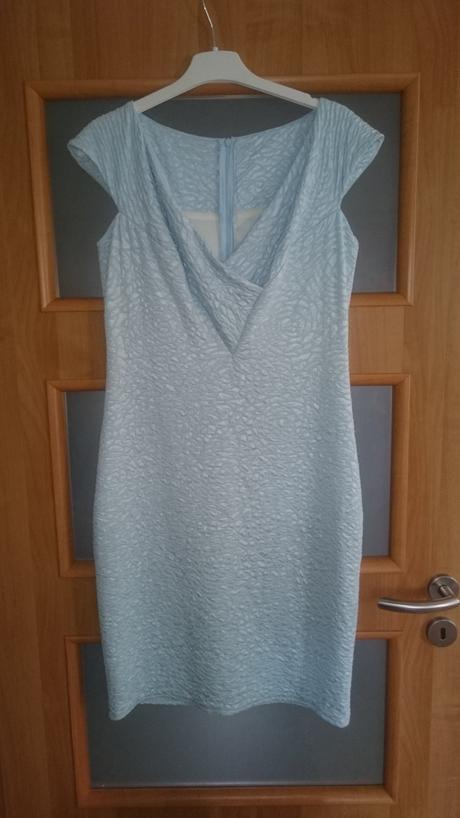 Spoločenské šaty (vhodné aj pre tehotné), 42