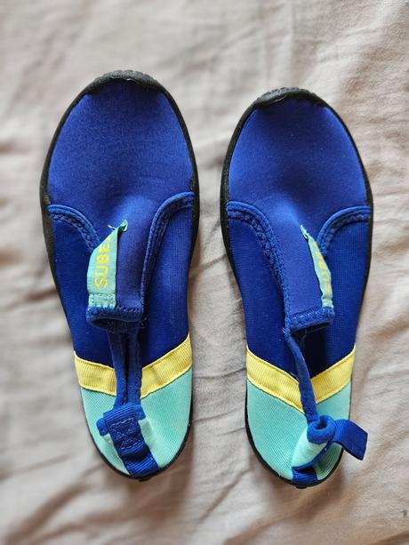 Topánky do vody, 33