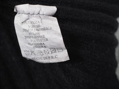 Kvalitné úpletové šaty s rolákom meily, s