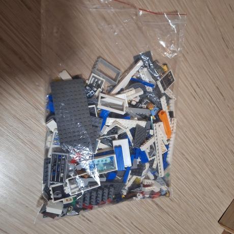 Lego policajná stanica 60246, 