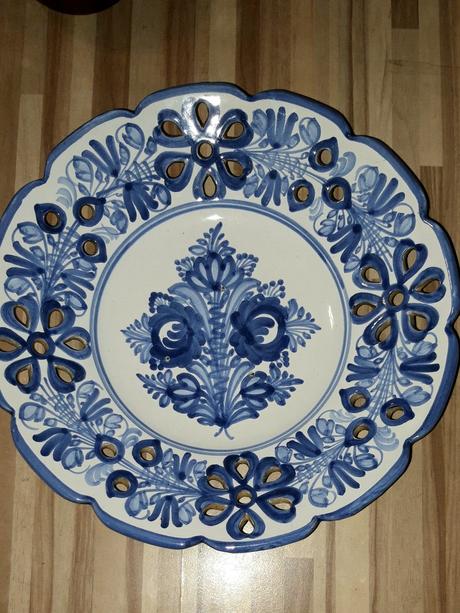 Starožitny zavestny tanier 26cm,