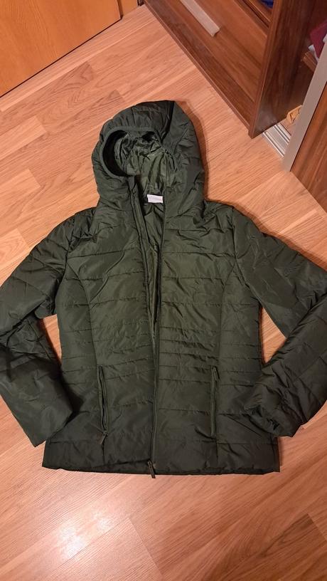 Jesenna vetrovka c.38, takko,38