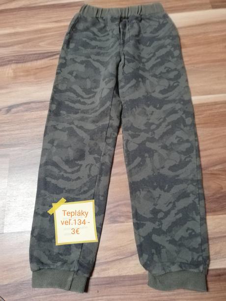 Chlapčenské teplaky, 134