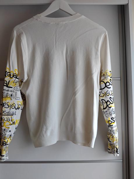 Desigual mickey kvalitny, krásny svetrik, desigual,l