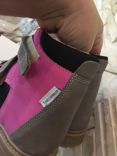 Nové sandále zn. neoprot, veľ. 38,  20 eur, 38